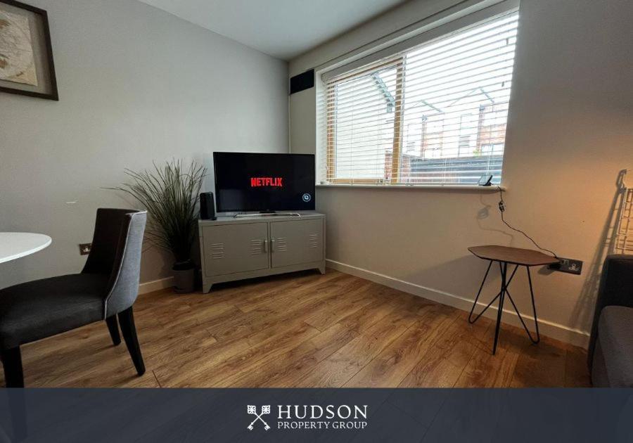 טלפורד Central Townhouse With Parking מראה חיצוני תמונה